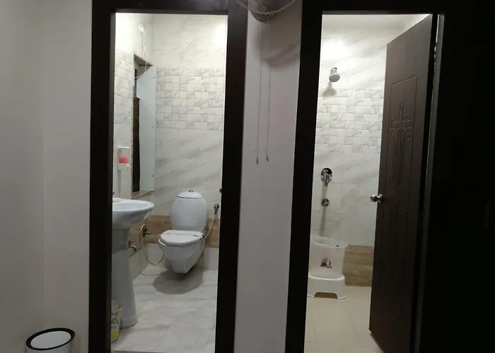 Hotel Confirm Inn Kota