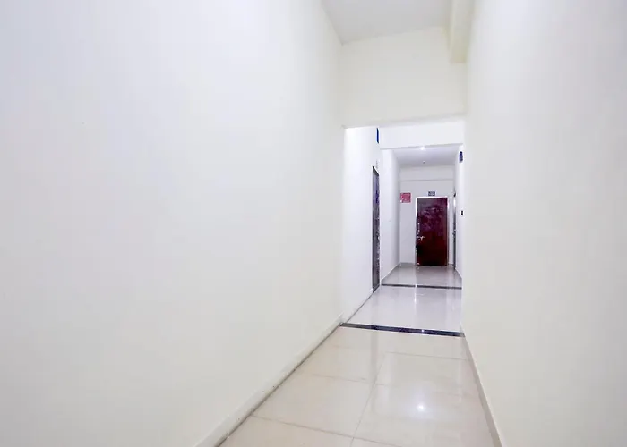 Hotel O Shree Mayaa Gwalior