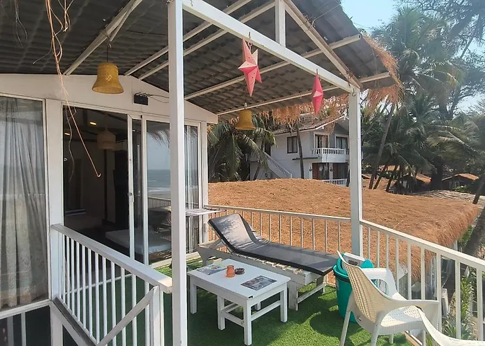 Aqua Beach Stays, Ashwem Mandrem