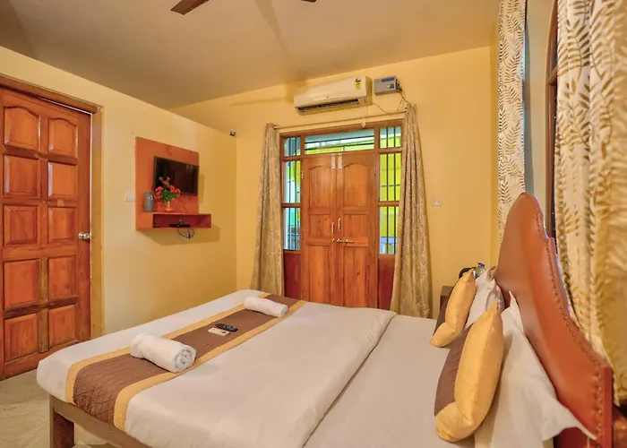 Roseal Beach Front Baga