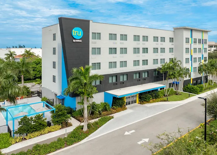 Tru By Hilton Miramar Hotel
