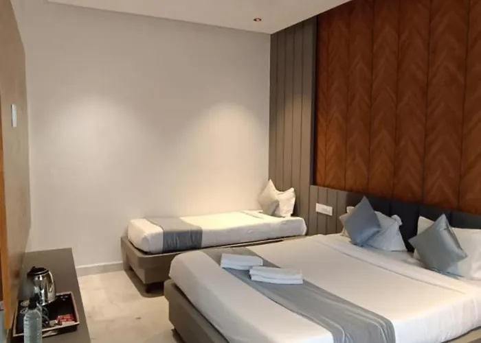 Hotel Kiara Eshosans Palace Shirdi