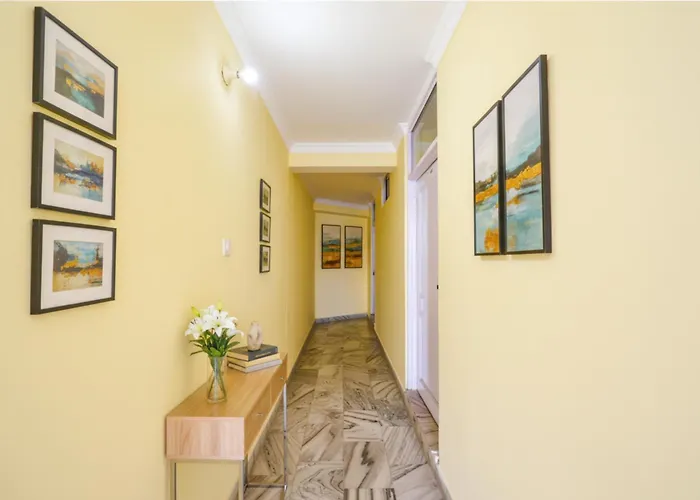 Fabhotel Annapurna McLeod Ganj