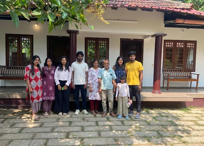 Dove Cottage Cherai Beach