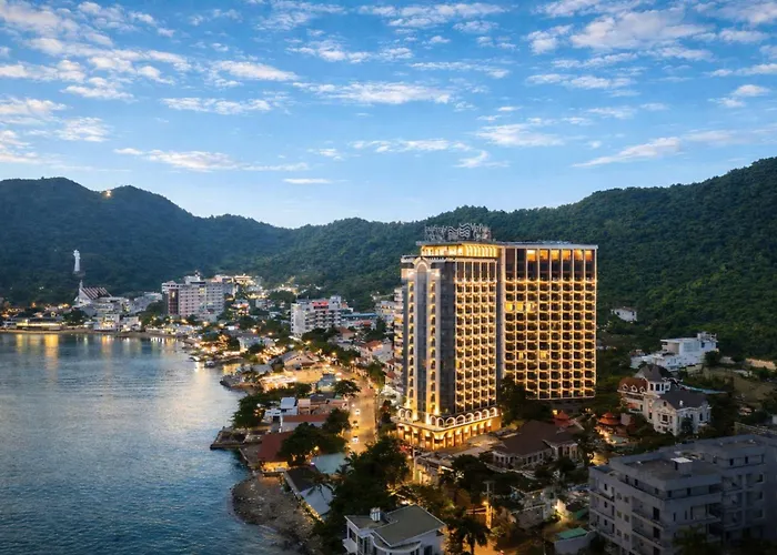 Oyster Bay Hotel Vũng Tàu