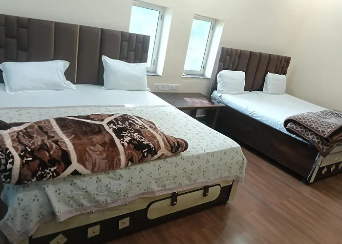 Radheshyam Bhawan Hotel Govardhan