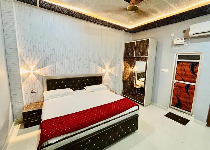 Hotel O Suryavanshi Palace Ayodhya