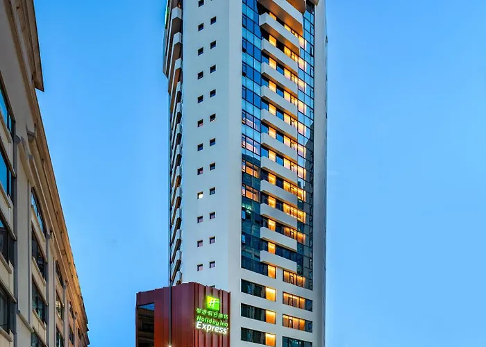 Holiday Inn Express Shanghai Jing'An Temple By Ihg