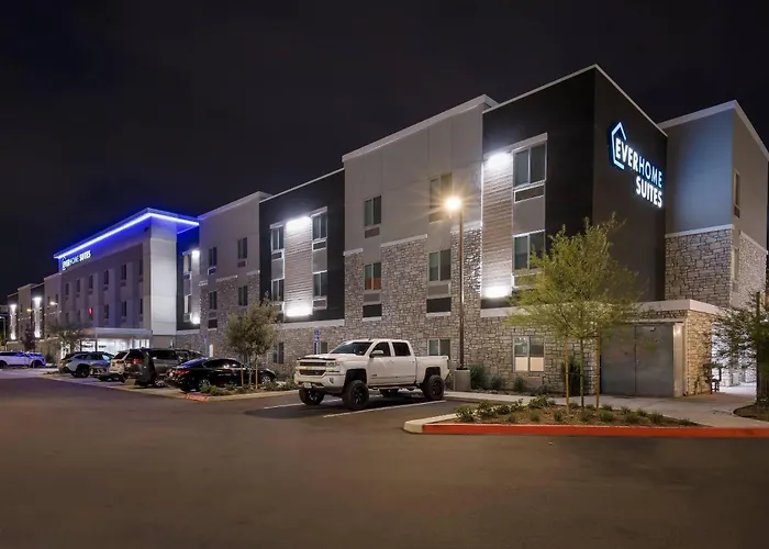 Everhome Suites Ontario Airport