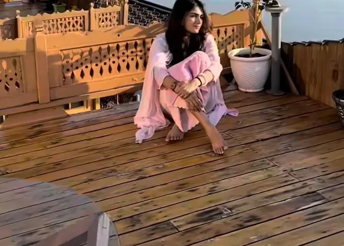 Lakes Crown Group Of Houseboats Srinagar 
