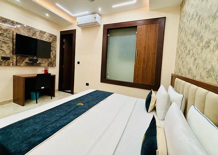 Goel Villa And Hotel Prayagraj