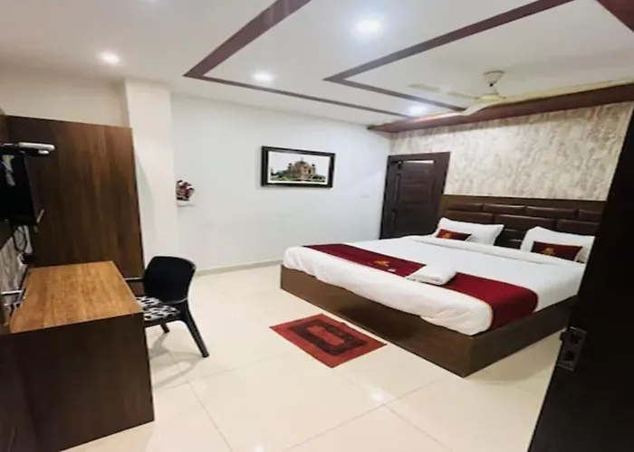 Goel Inn Prayagraj