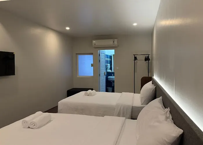 Issara House Bangkok Hotel