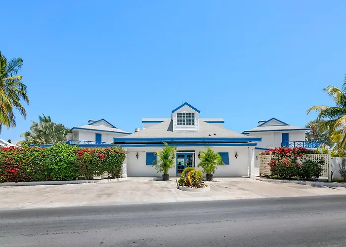 Augusta Bay Hotel George Town
