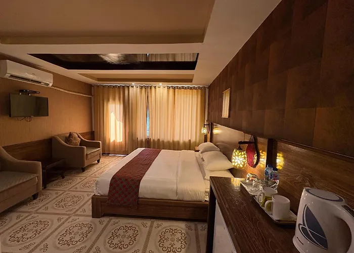 Eagle'S Nest Hotel Karimabad 