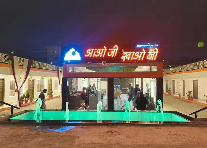 Hotel Omkar Palace Ayodhya