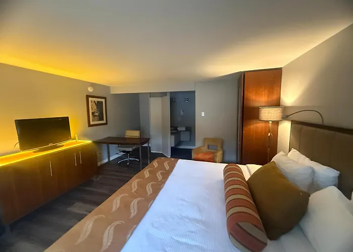 Naval Suites By Fairbridge Bremerton