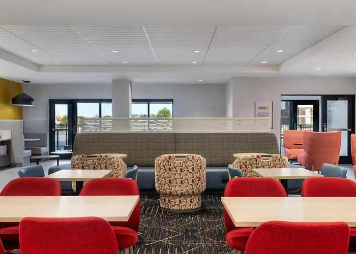 Home2 Suites By Hilton Altoona Des Moines