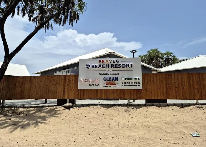 Praveg Beach Resort, Nagoa Beach, Diu