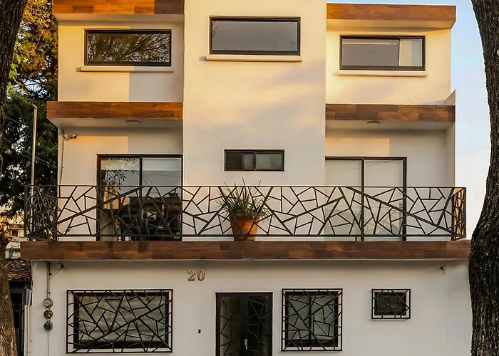 Suites C O V A D O N G A Mexico City