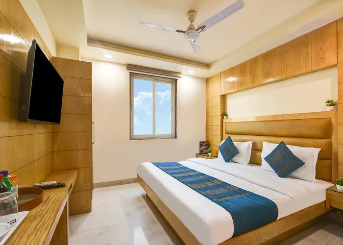 Hotel Kuber International - New Delhi Train Station