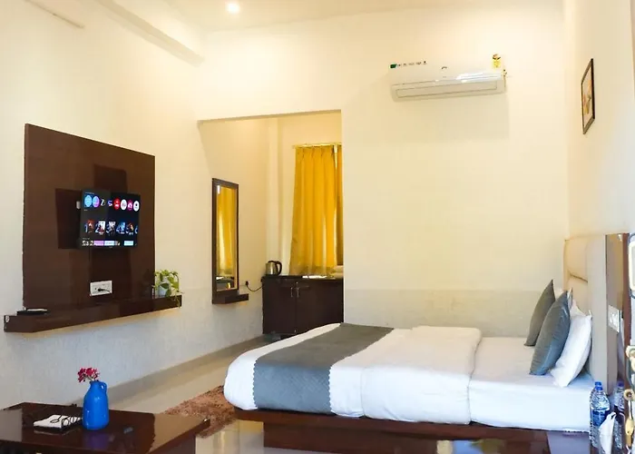 Hariom Tatsat Retreat Hotel Pushkar