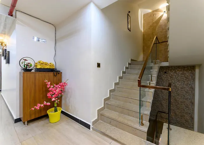 Hotel Prince Diamond Varanasi