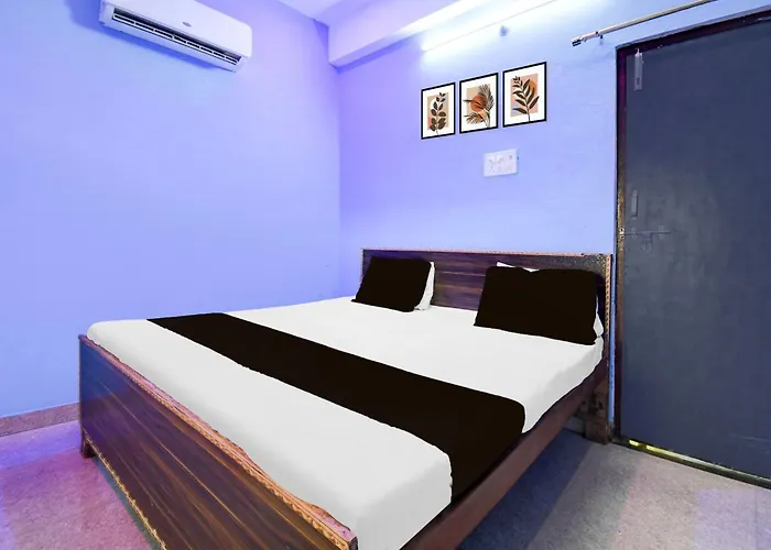 Hotel O Amantran Kanpur