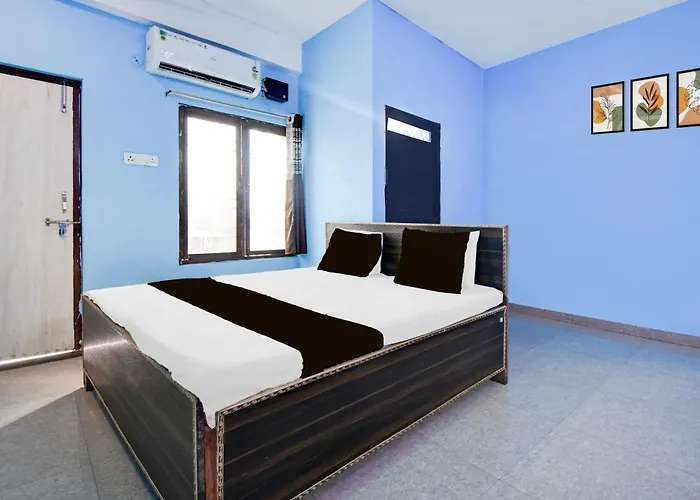 Hotel O Amantran Kanpur