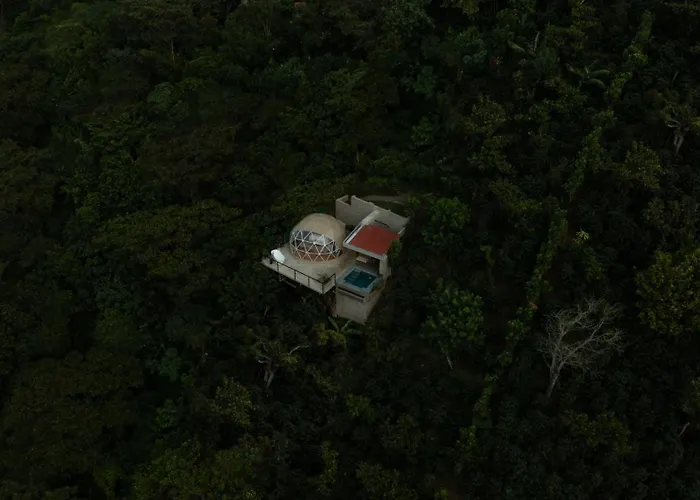 Kafen Hotel Juayua