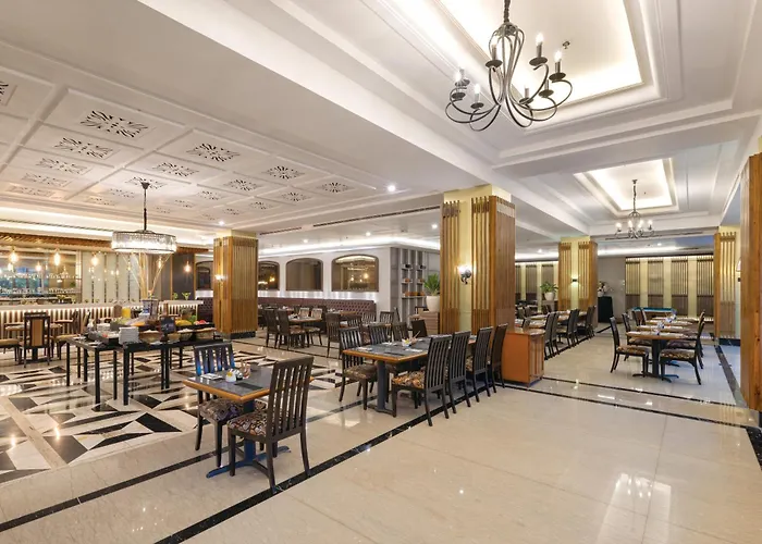 ARTOTEL Suites Aquila - Bandung