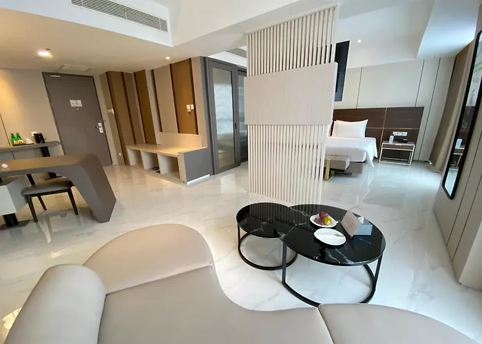 Grand Whiz Hotel Praxis Surabaya