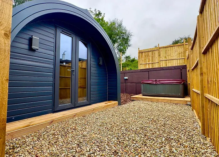 60 Mile Inn - Luxury Pods With Hot Tubs Bridge of Orchy
