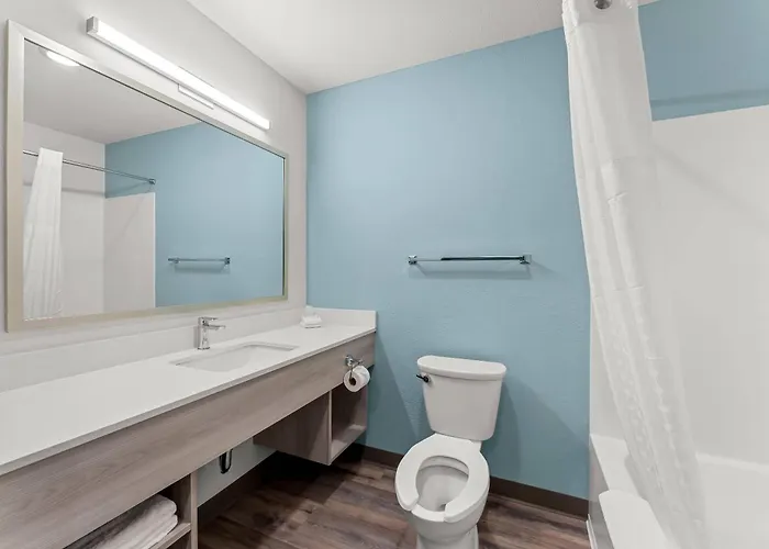 Woodspring Suites Wilmington Riverfront