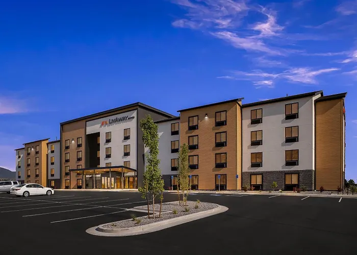 Livaway Suites Seattle- Renton