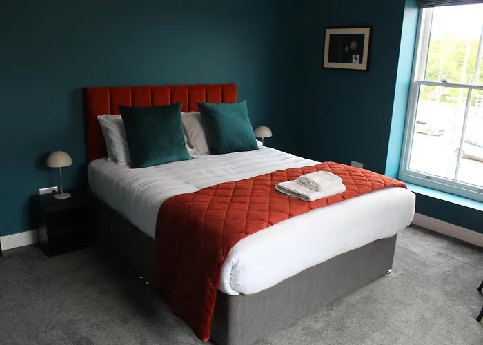 The Royal Alfred - Opposite Central Train Station St Helens 