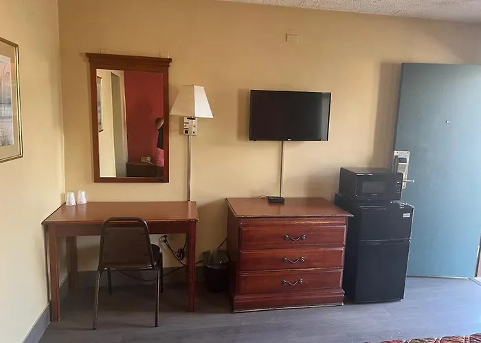 Linden Motor Inn
