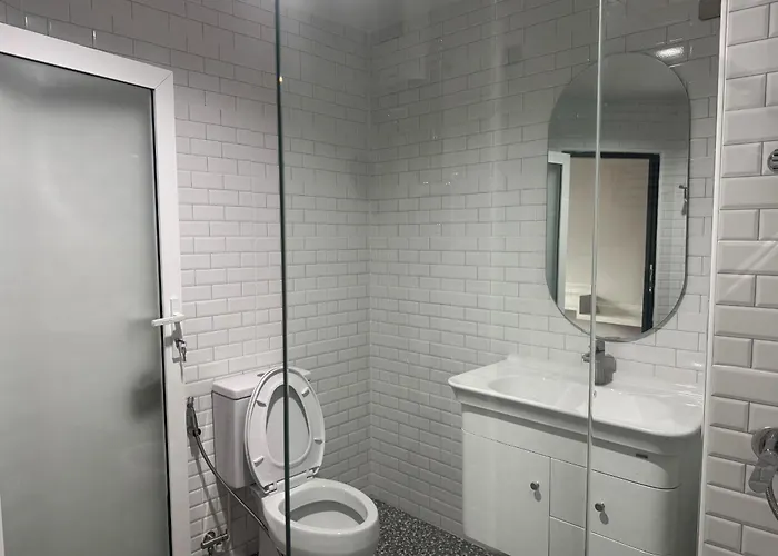 Luck Hotel Huai Khwang Mrt Ratchada Bangkok