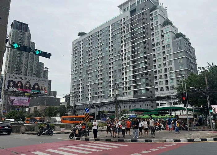 Luck Hotel Huai Khwang Mrt Ratchada Bangkok