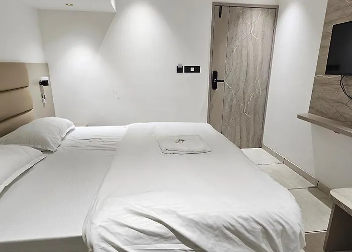 Hotel Nexus One Ahmedabad