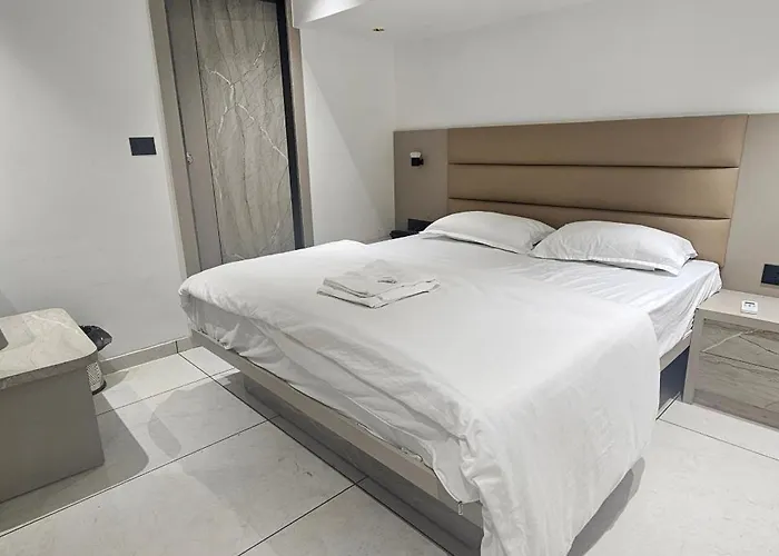 Hotel Nexus One Ahmedabad