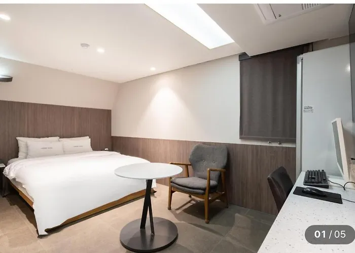 Hotel Cherry Seoul