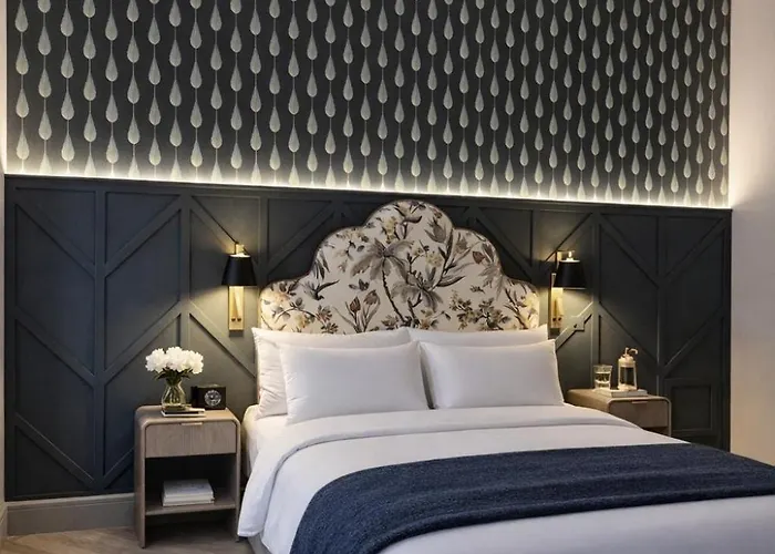 The Tholsel Bar And Townhouse Kilkenny Hotel