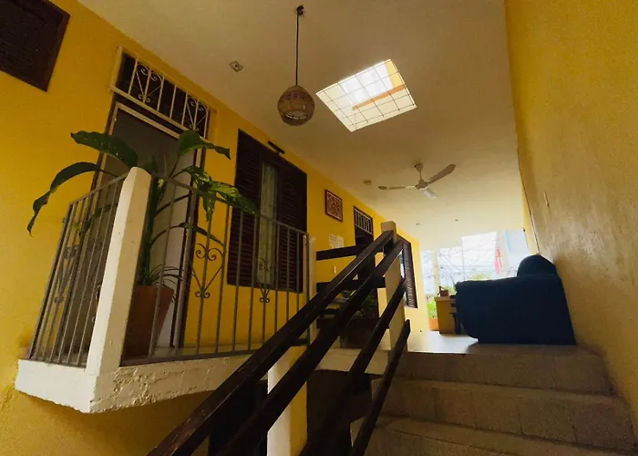 Hotel Casa Laura Puerto Escondido 