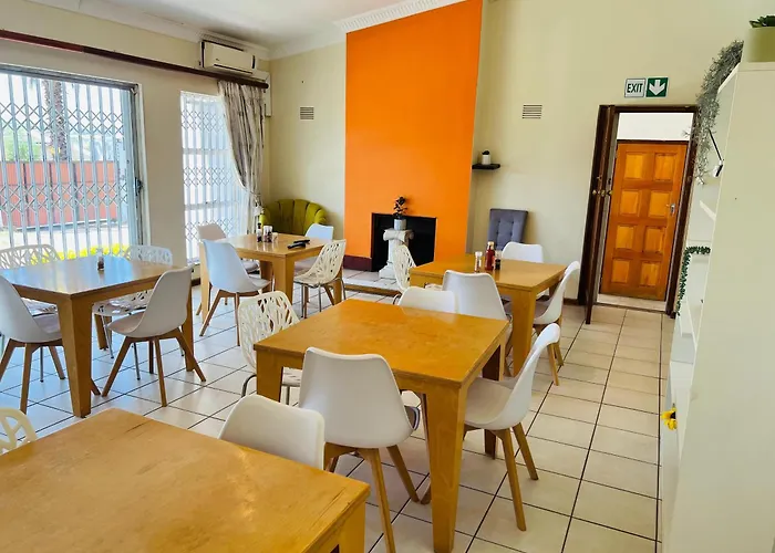 Umsobomvu Guest House Mthatha