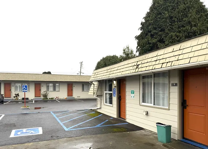 6 Rivers Motel Fortuna Near Hwy 101
