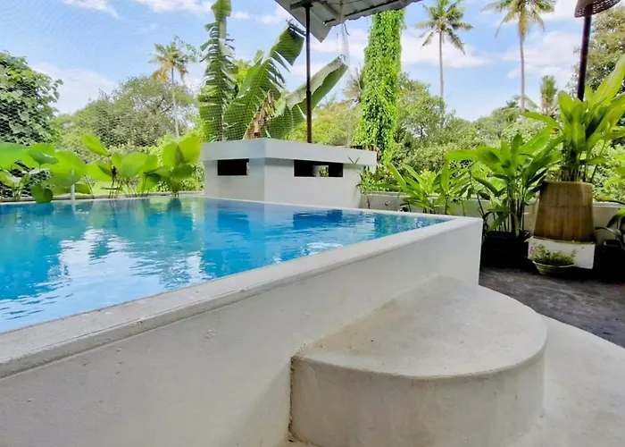 Blue Cove Villa Varkala
