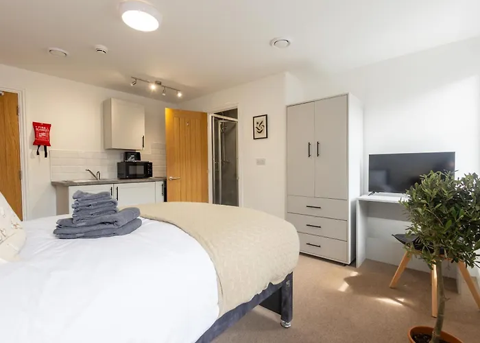 St James Court Aparthotel Derby