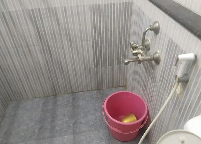 Vrj Residency Inn Chennai