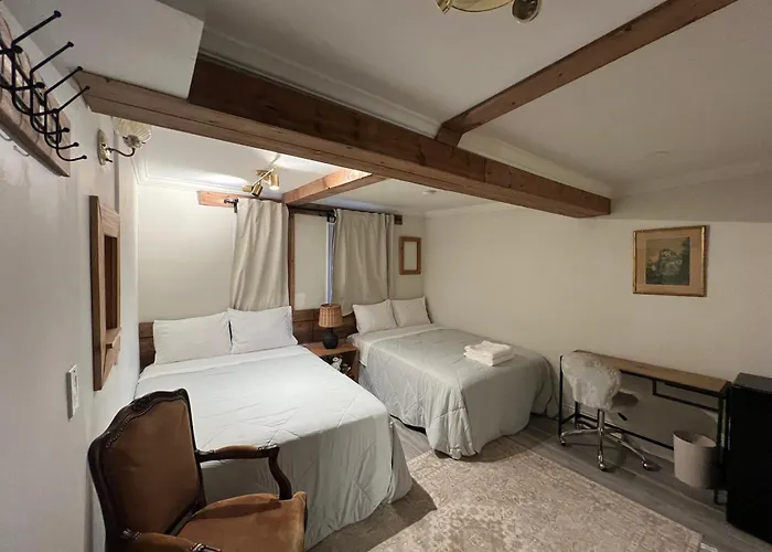 Carlton House Hotel Toronto